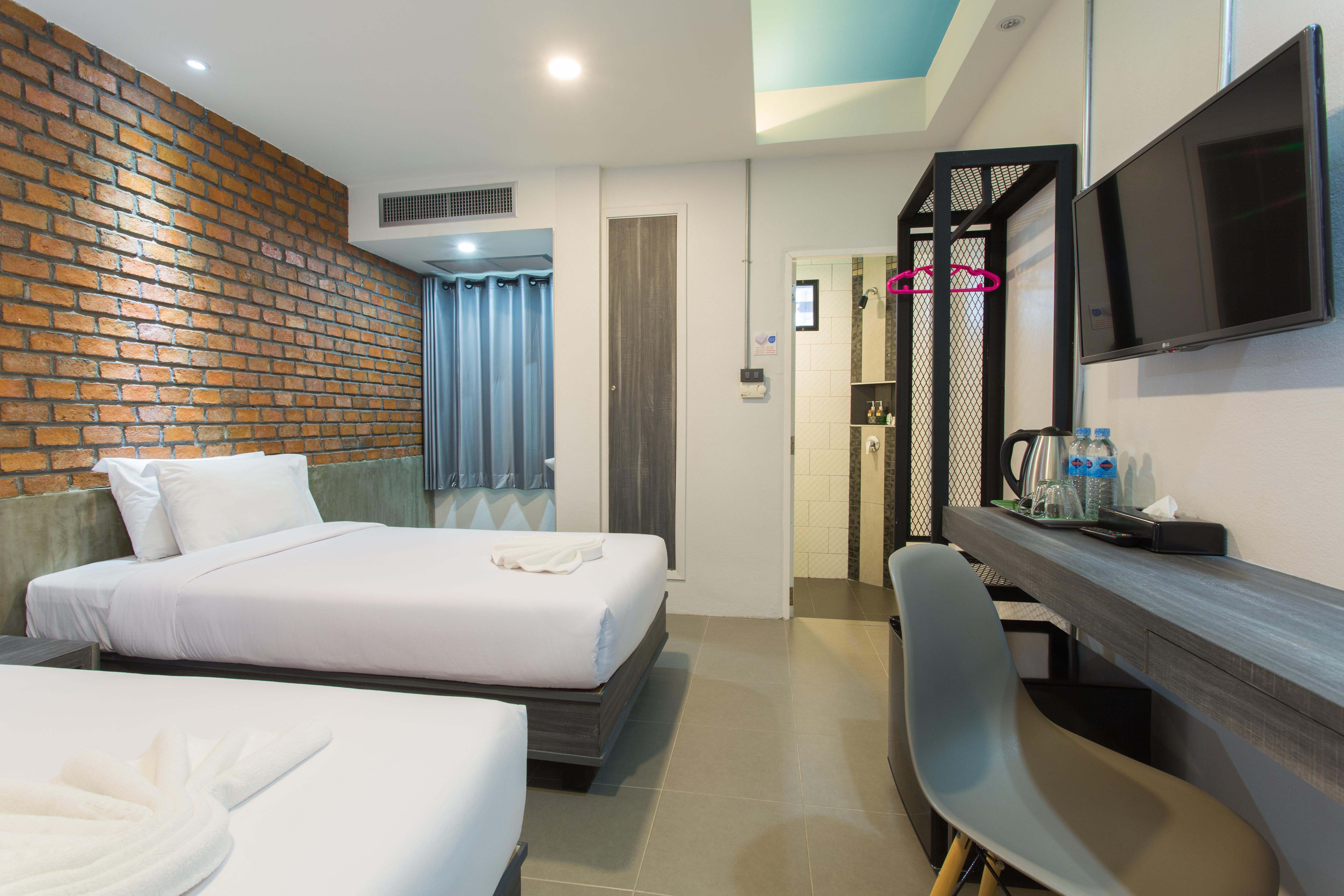 City Hotel Krabi town Exteriör bild