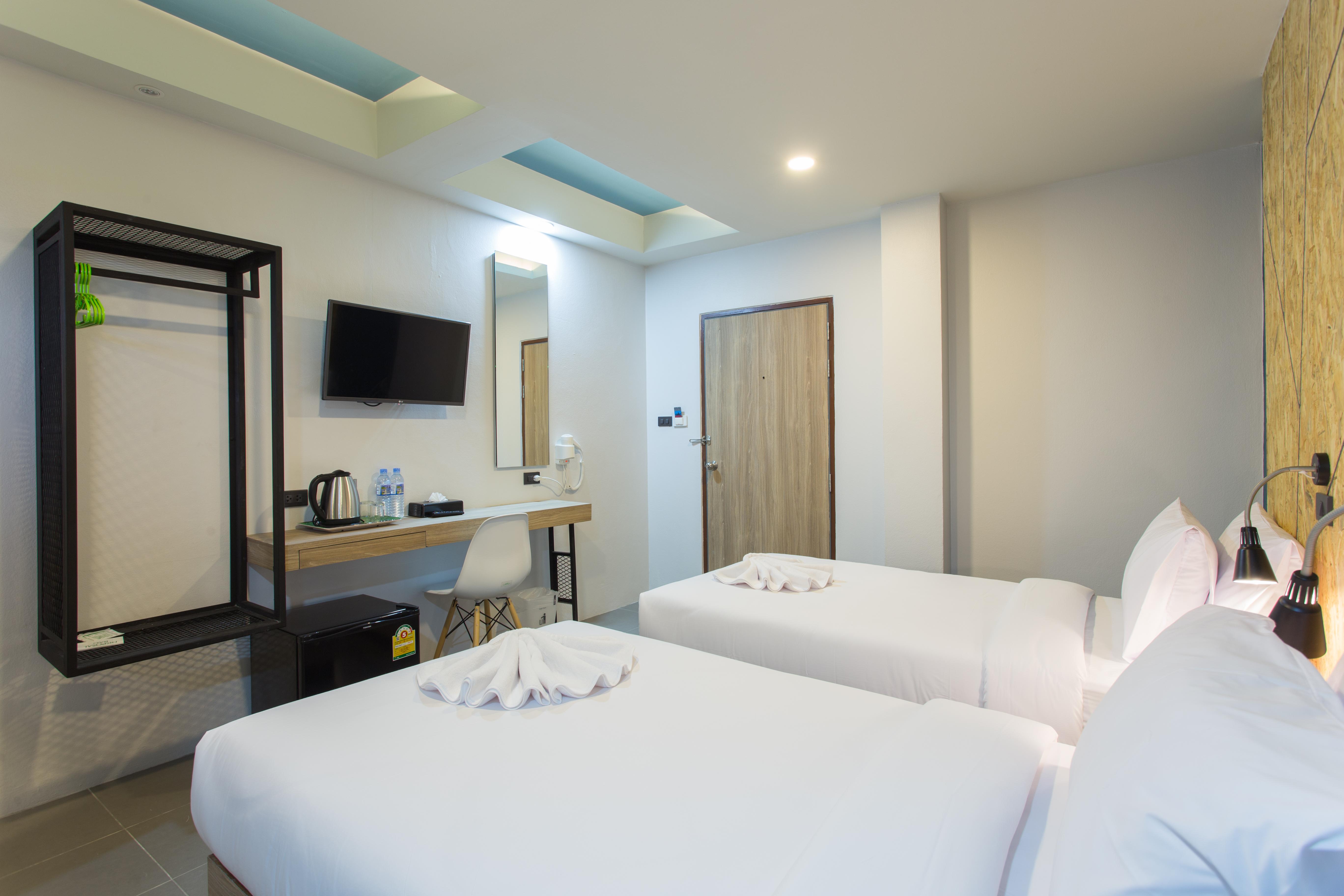 City Hotel Krabi town Exteriör bild