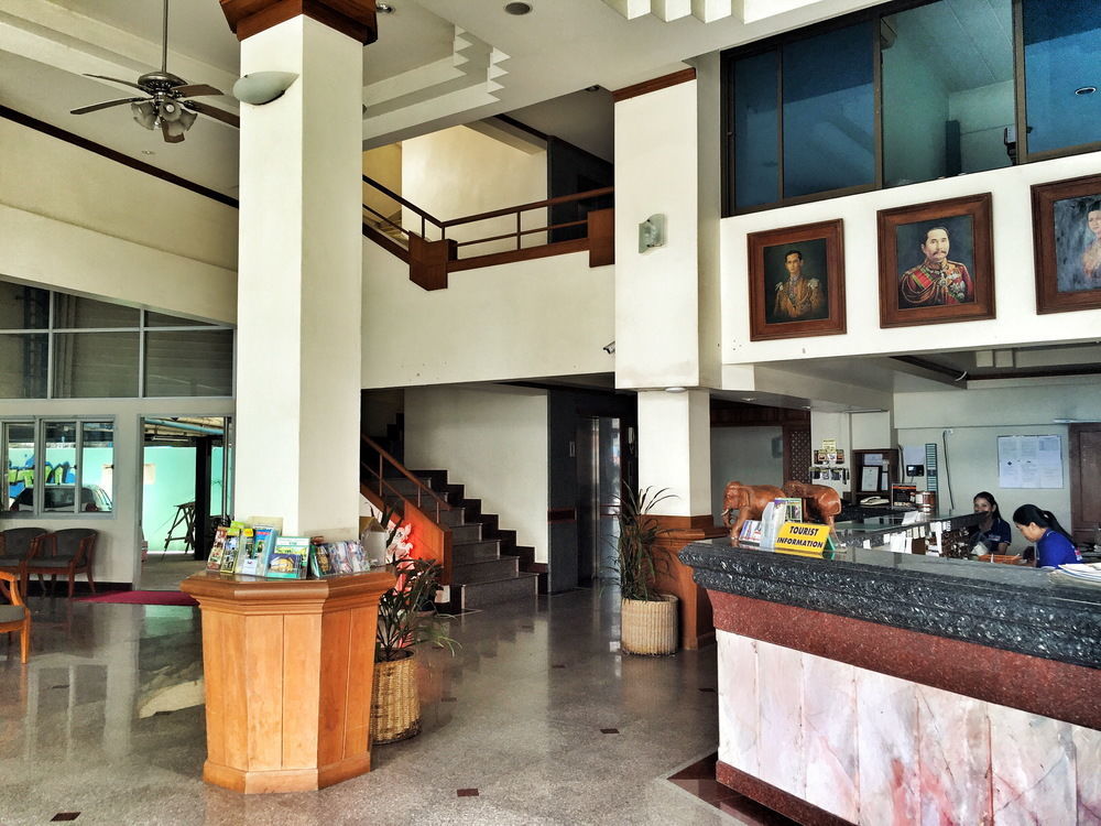 City Hotel Krabi town Exteriör bild