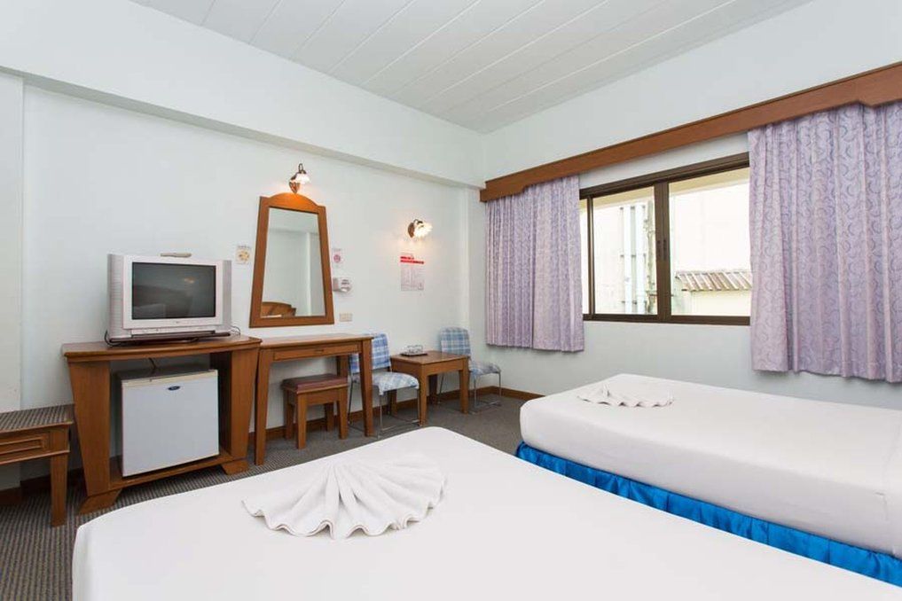 City Hotel Krabi town Exteriör bild